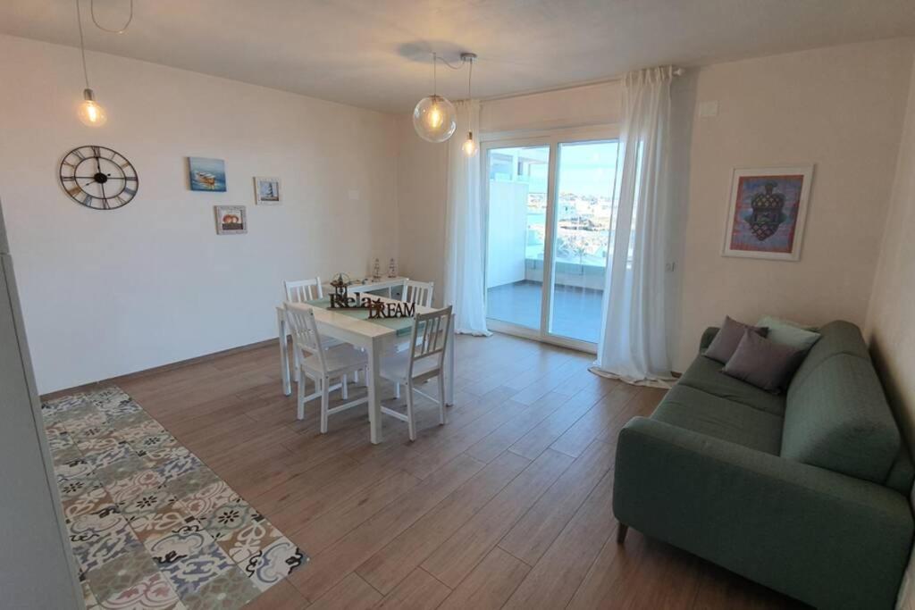 Il Mare In Casa - Appartamento Al Mare In Puglia Монополи Екстериор снимка